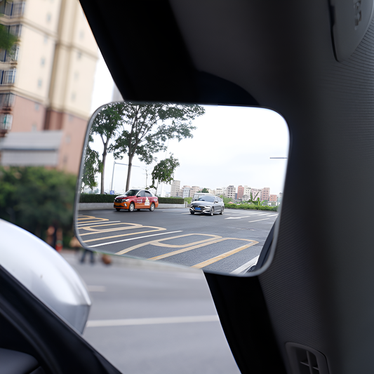 Small Round Mirrors For The Blind Spot Of Front And Rear Wheels